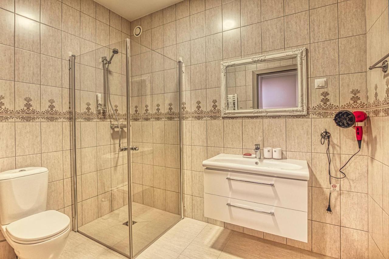 Vilhelmhaus Hotel Dėdeliškės Kültér fotó