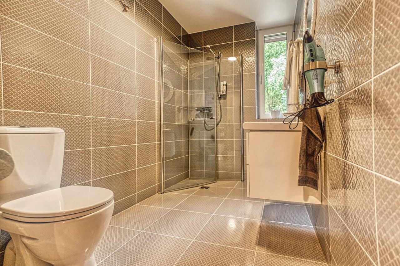 Vilhelmhaus Hotel Dėdeliškės Kültér fotó